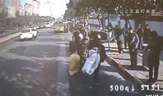 青岛真实事件爆料视频最新,揭秘神秘视频背后的惊人真相 第2张 青岛真实事件爆料视频最新,揭秘神秘视频背后的惊人真相 第2张
