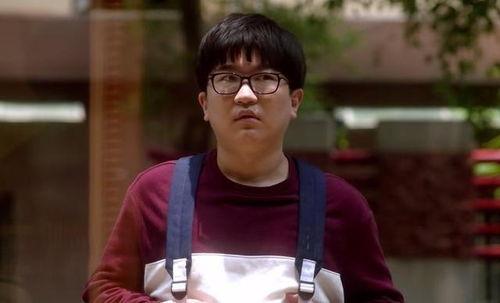 娱乐吃瓜酱什么样的男生,魅力四溢，内外兼修  第3张