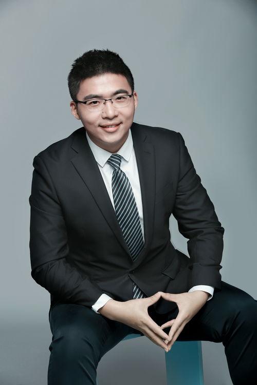 厦门台某主持人爆料新闻,揭秘背后惊人真相