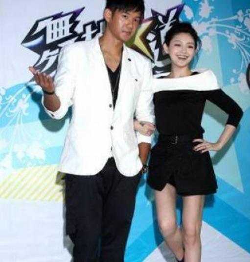 陈建州爆料大s拥抱视频,温馨瞬间引发网友热议  第2张