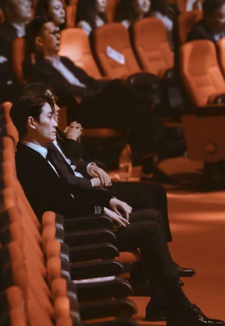 吃瓜娱乐圈三代,传承与变革的璀璨篇章  第2张