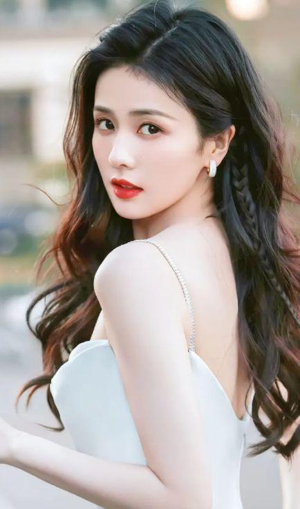 最新爆料白鹿近况,新作品筹备中,生活低调却人气不减 第3张 最新爆料白鹿近况,新作品筹备中,生活低调却人气不减 第3张