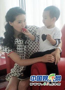 球球爆料王艳的视频,揭秘明星背后的故事