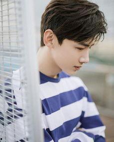 狗崽爆料白敬亭视频,白敬亭视频幕后故事大揭秘  第2张