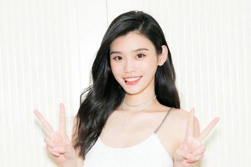 娱乐大v爆料杨紫李现,娱乐圈新CP甜蜜来袭！  第2张